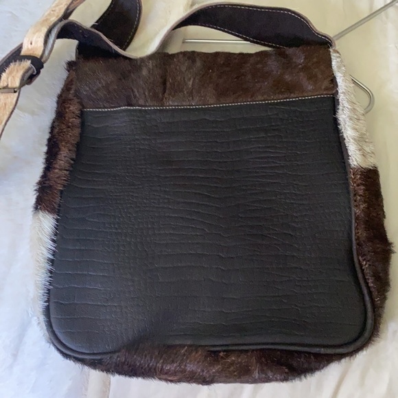 Handcrafted - Picture 3 of 5